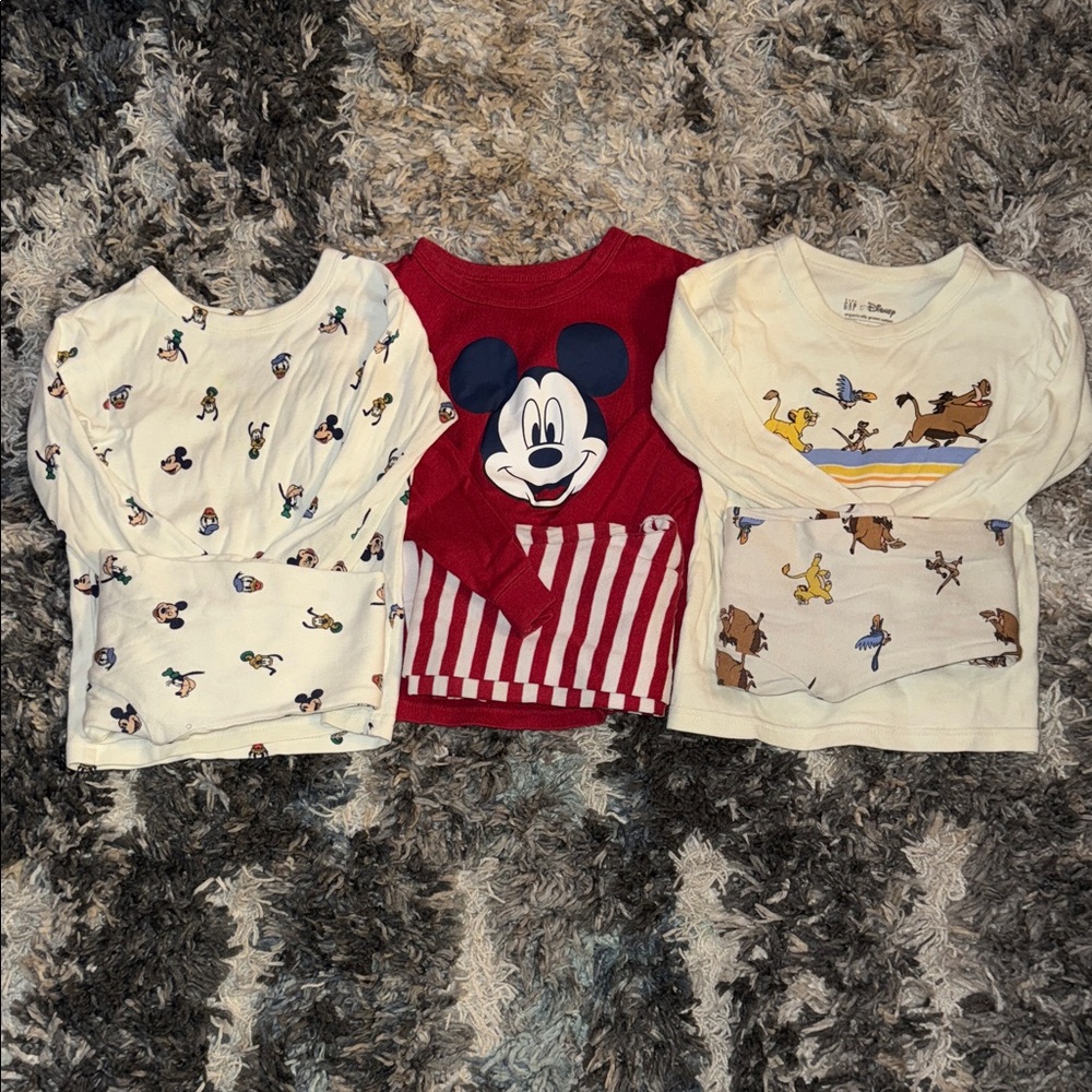 Disney Kids Long Sleeve Mickey Mouse Lion King PJs sets (bundle)